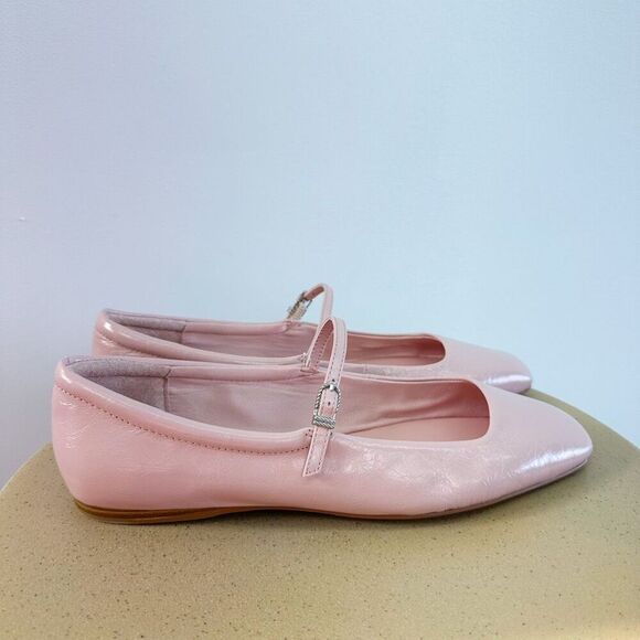 Dolce Vita Women’s Reyes Pastel Pink Crinkle Patent Leather Classic Ballet Flat - Picture 2 of 15